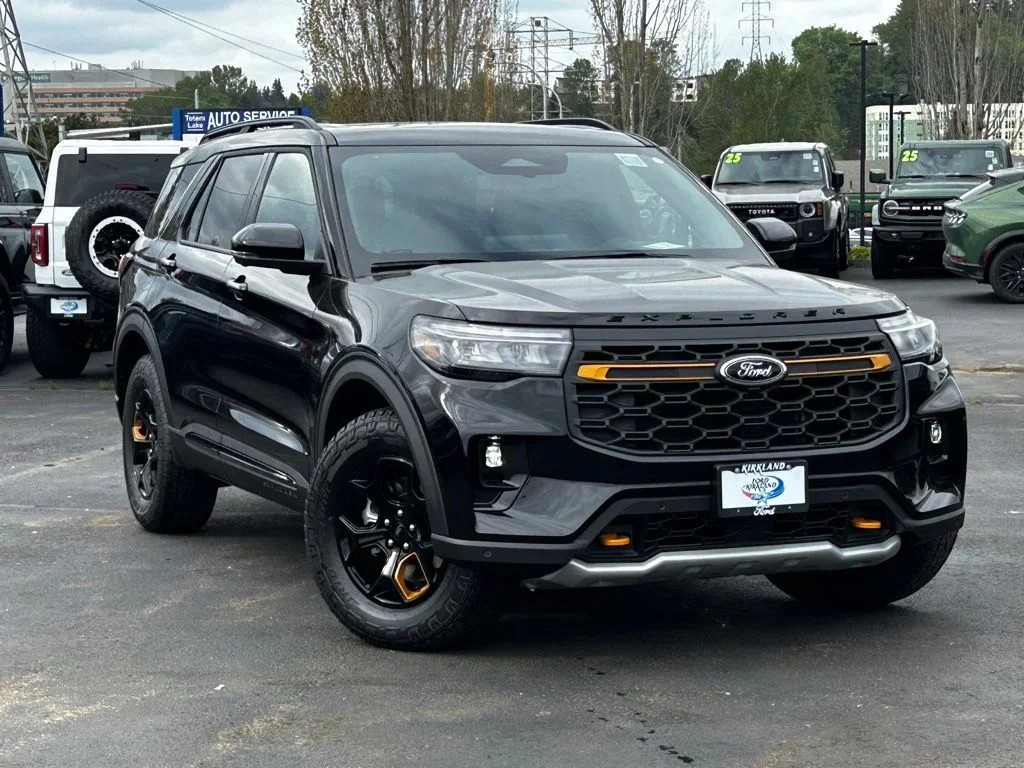 2026 Ford Explorer Tremor 4WD's photo