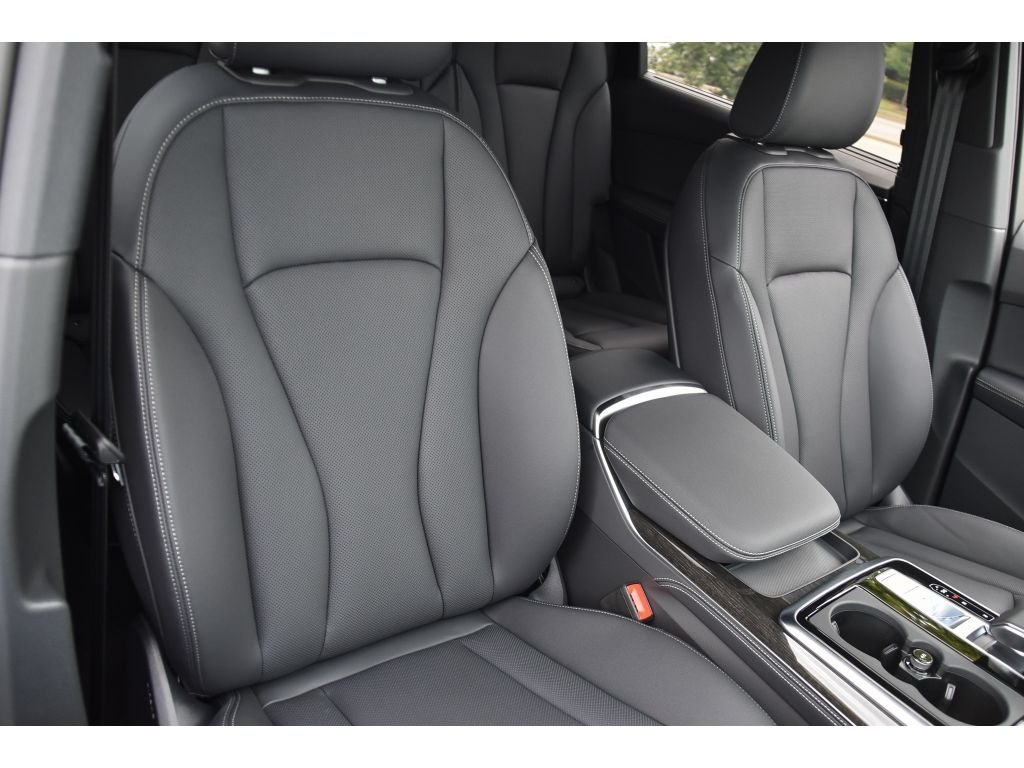 Used 2025 Gry Audi Premium Plus image 31