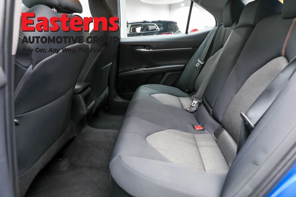 Used 2020 Blue Toyota LE image 20