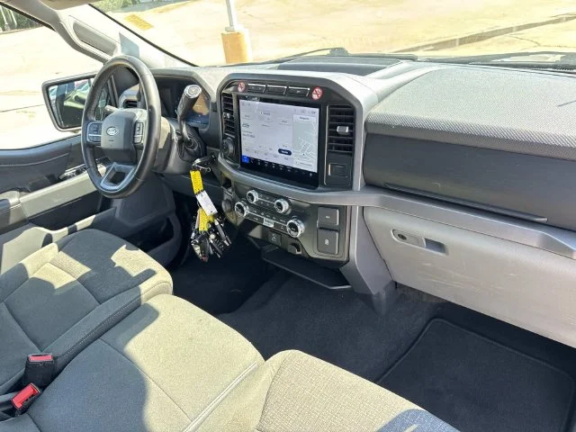 Used 2024 Gray Ford XLT image 35
