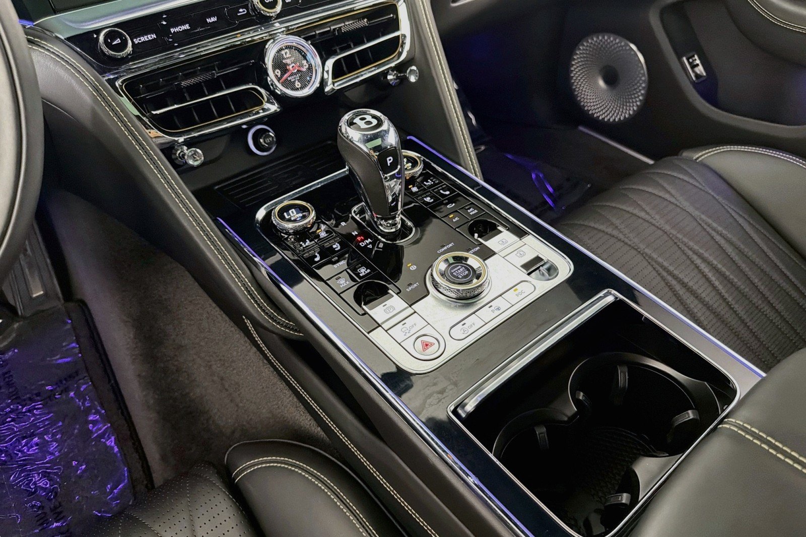 Used 2021 GRAY Bentley W12 image 5