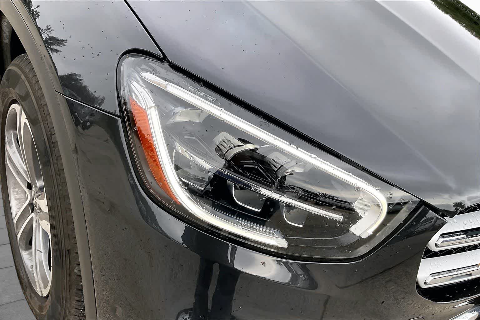 Certified Used 2021 Graphite Grey Metallic Mercedes-Benz GLC 300 image 25