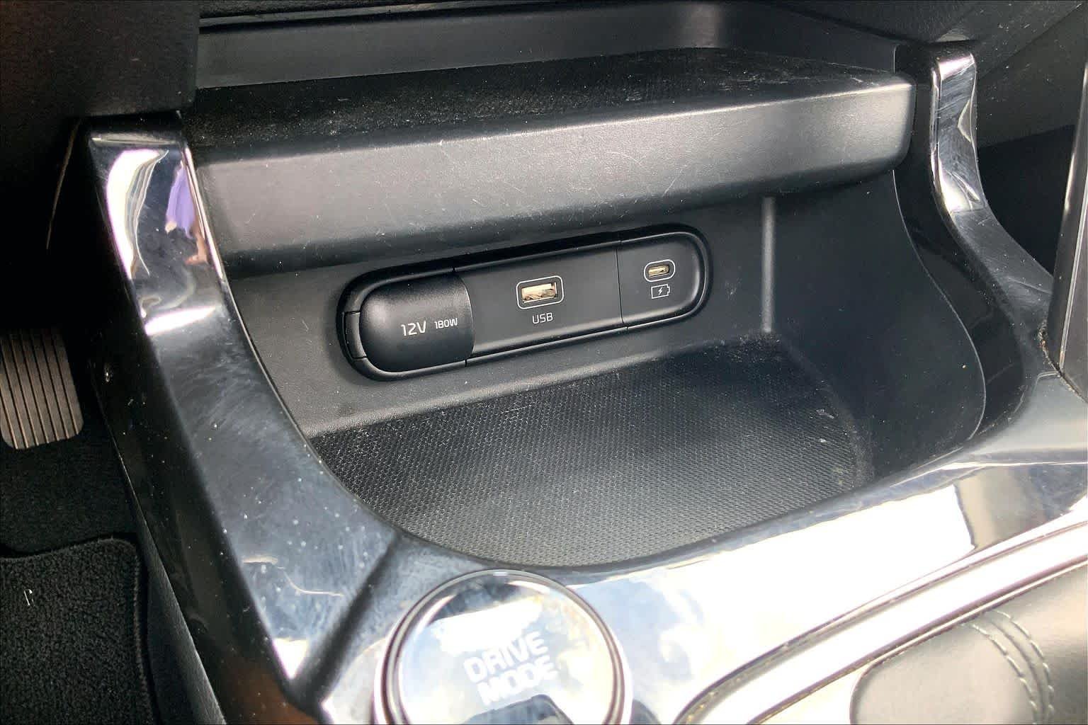 Used 2024 Pluton Blue/Black Roof Kia S image 28