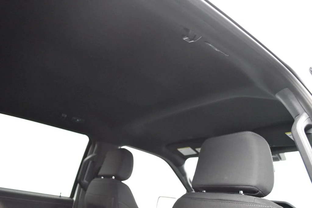 New 2026 Oxford White Ford XLT image 31