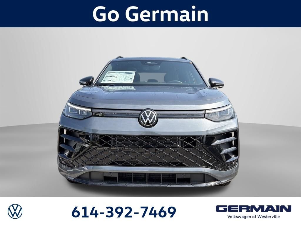 New 2026 Platinum Gray Metallic Volkswagen 2.0T SE R-Line Black image 2