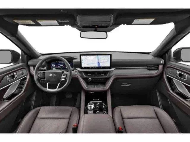 New 2026 Star White Ford Platinum image 5