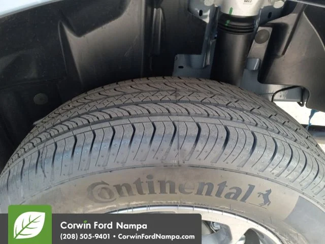 New 2026 Azure Gray Metallic Tri-Coat Ford XLT image 30