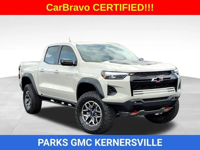 2026 Chevrolet Colorado ZR2 4WD's photo