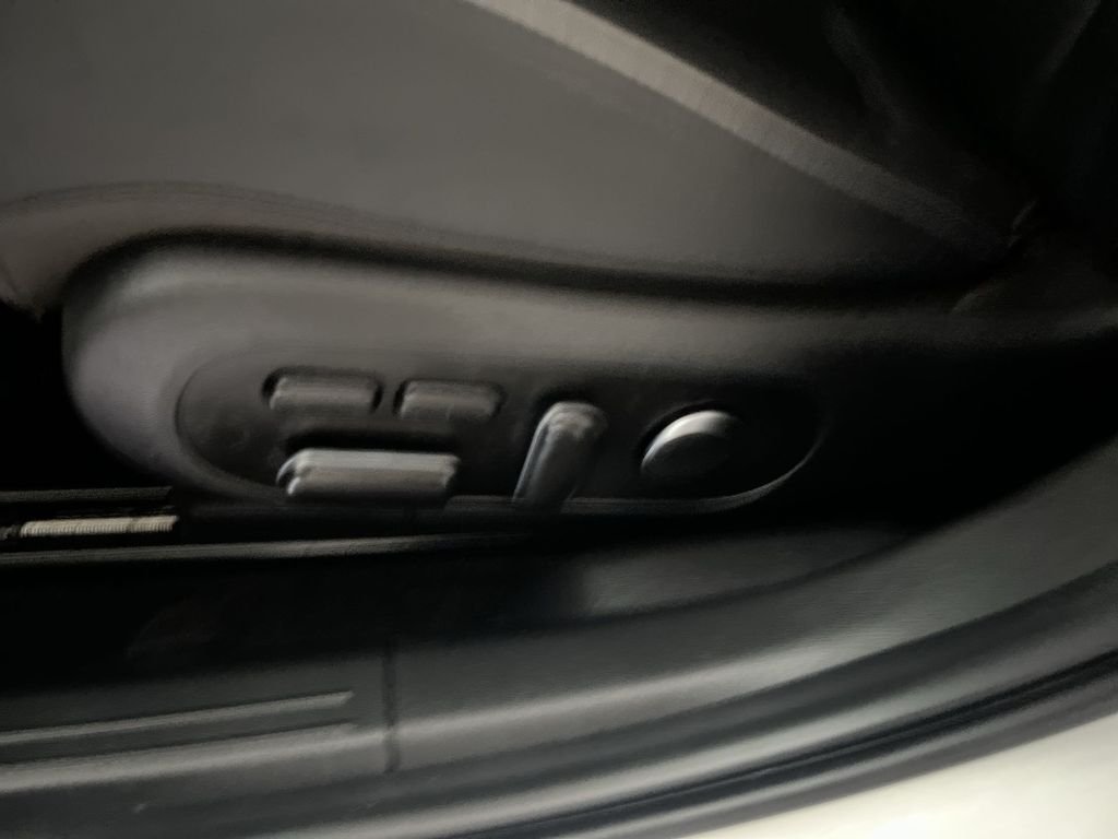 Used 2024 Gold Hyundai Limited image 16