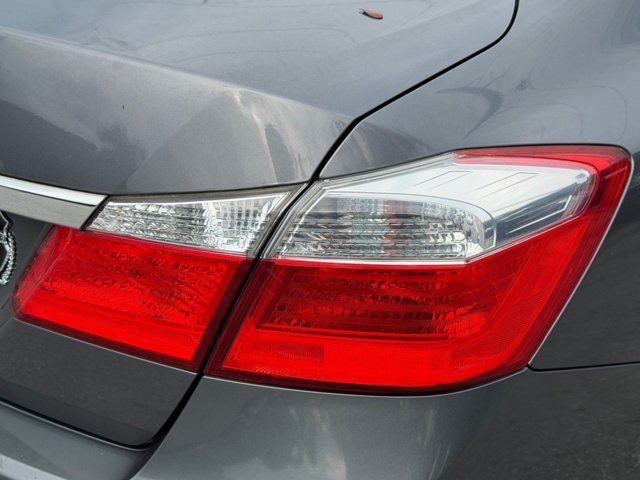 Used 2015  Honda LX image 45