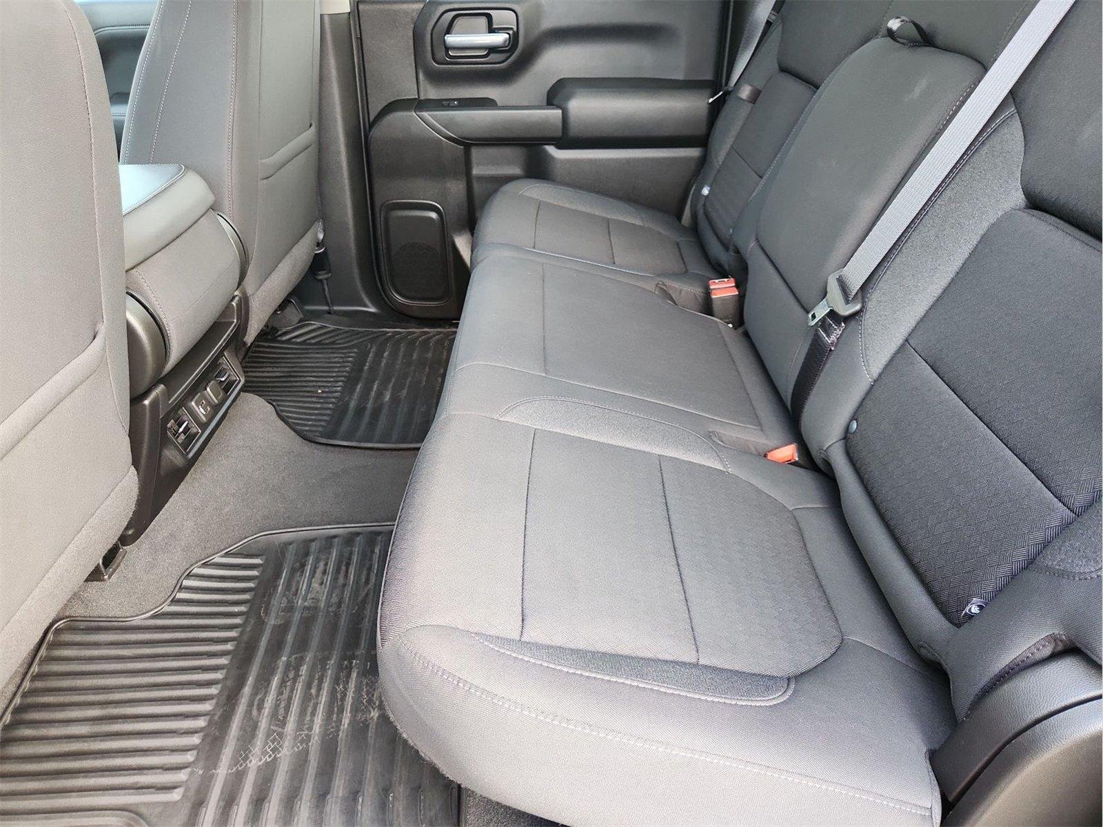 2022 Chevrolet Silverado 1500 Limited LT - Photo 23