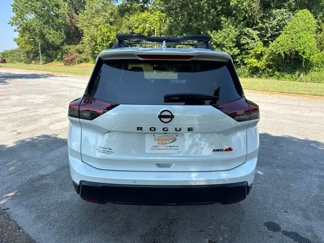 Used 2025 White Nissan Rock Creek image 6