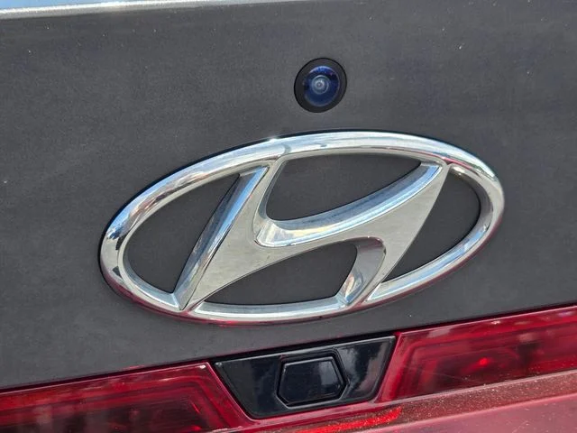 Used 2023 Gray Hyundai SEL image 15
