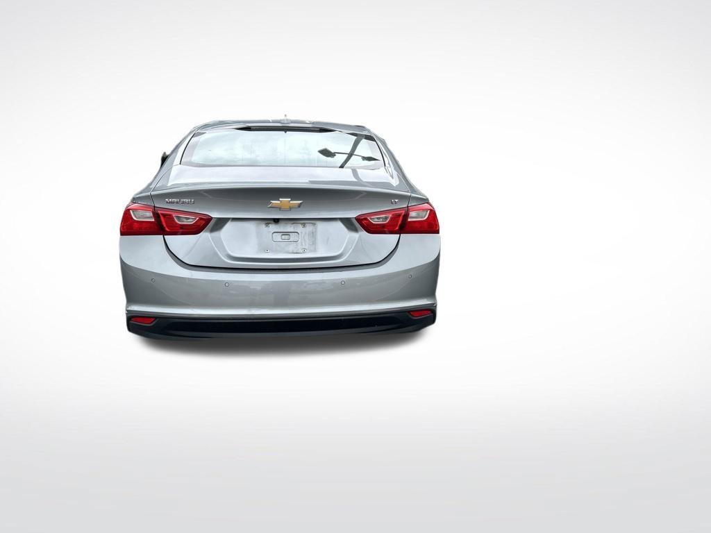 Used 2025 Gray Chevrolet LT image 6