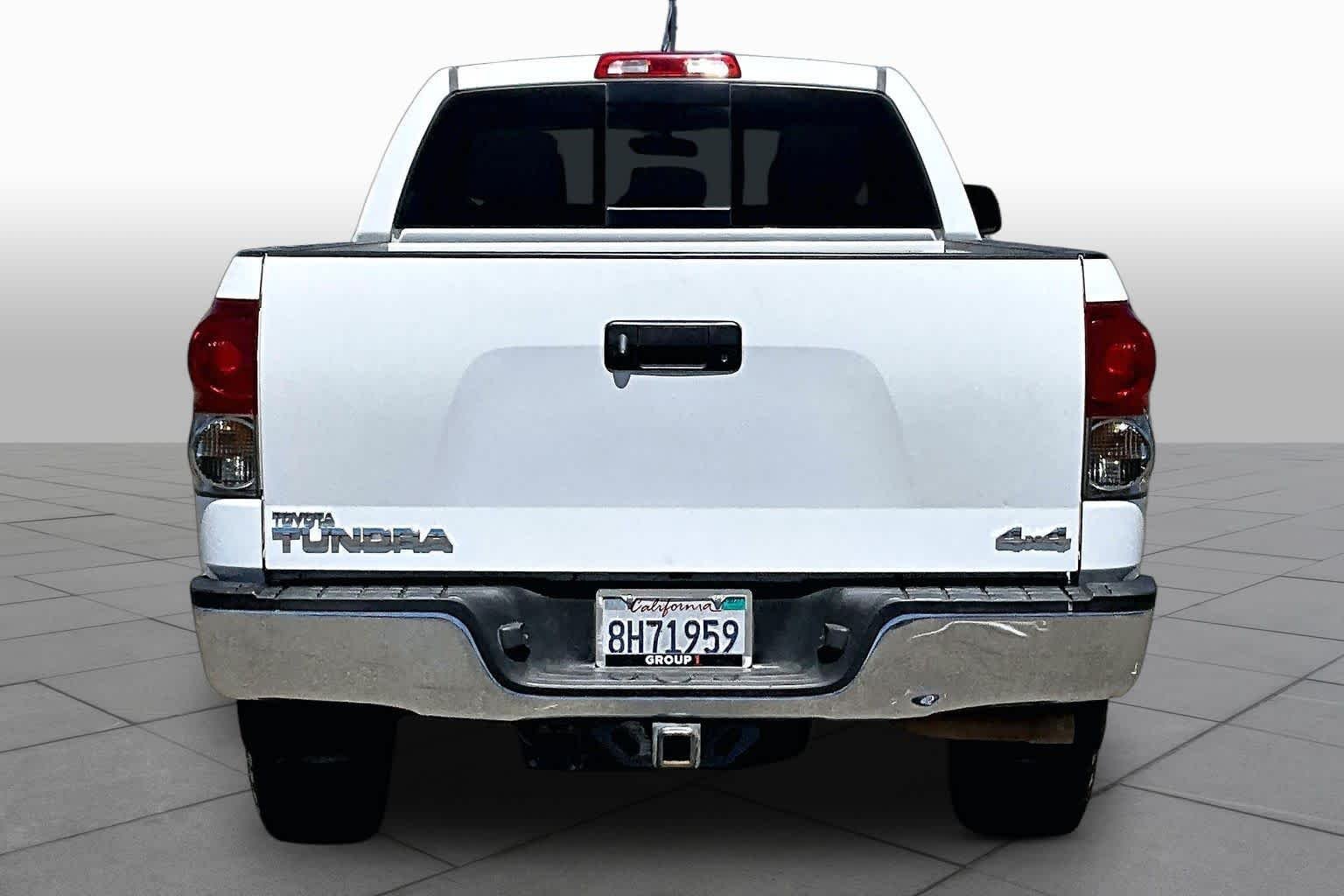 Used 2007 Super White Toyota SR5 image 4