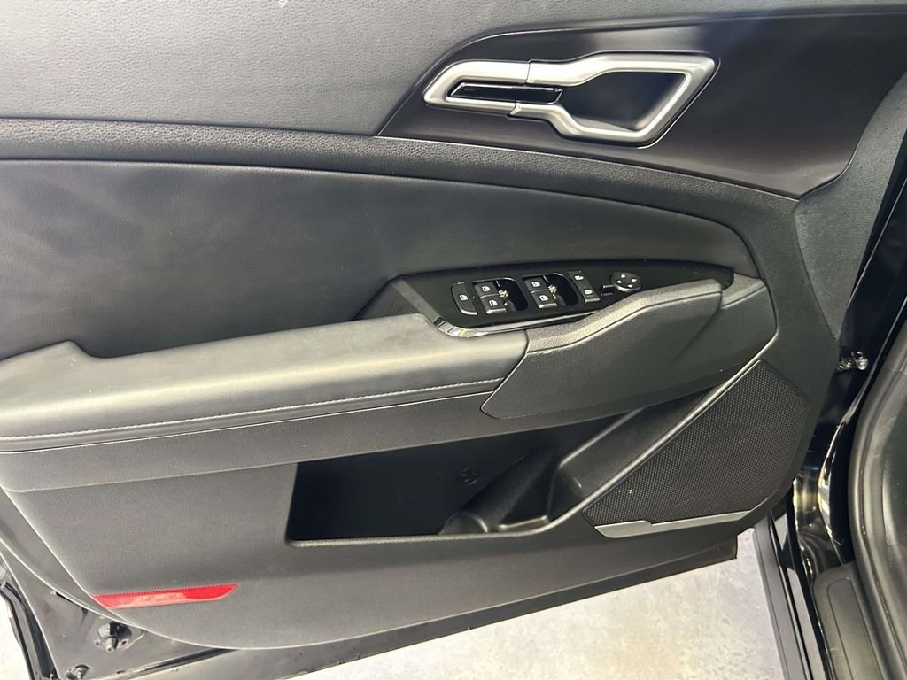 Used 2025 Black Kia EX image 16