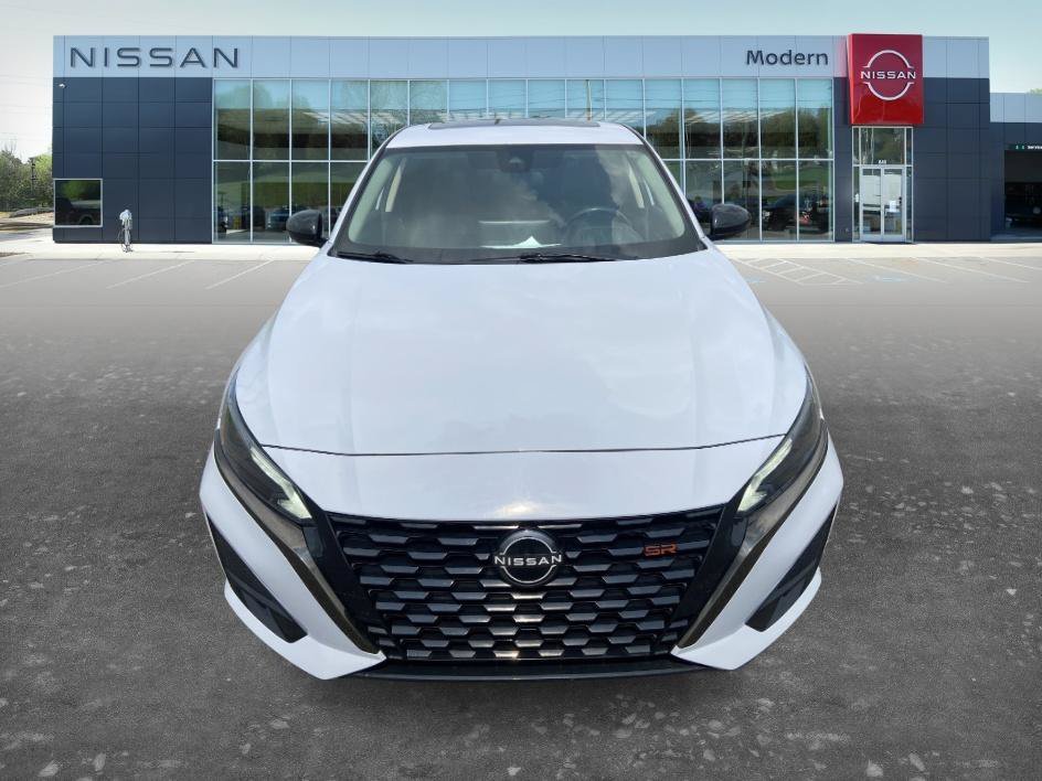 Used 2023 Gray Sky Pearl Nissan 2.0 SR image 2