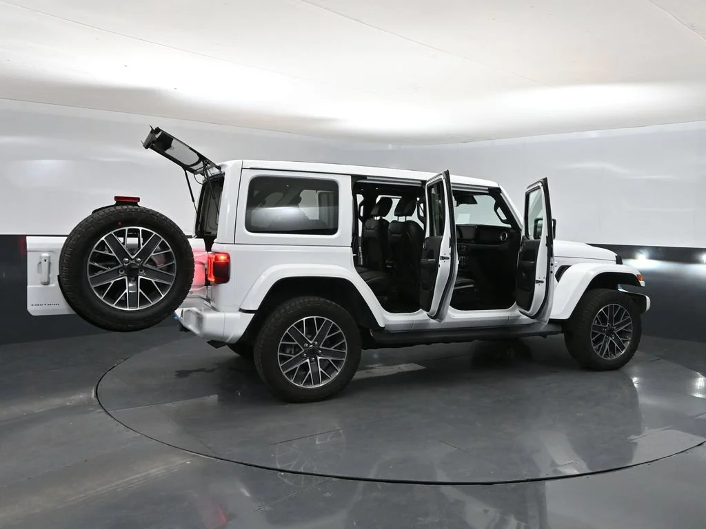 Used 2024 White Jeep High Altitude 4xe image 38