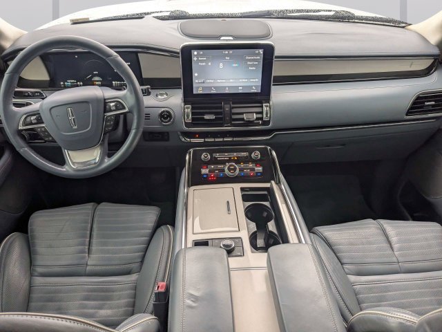 Used 2019 White Lincoln Black Label image 17