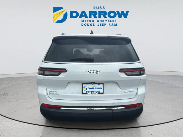 Used 2025 White Jeep Laredo image 34