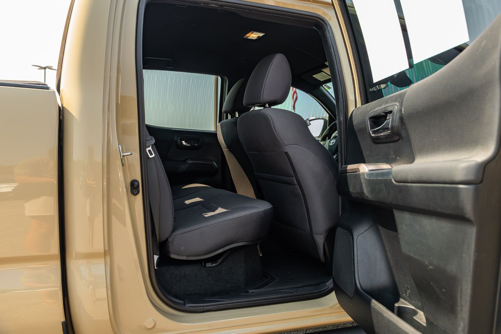 Used 2018 Super Black Toyota TRD Off-Road image 14