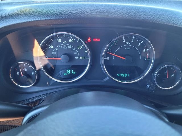 Used 2013 White Jeep Sport image 21