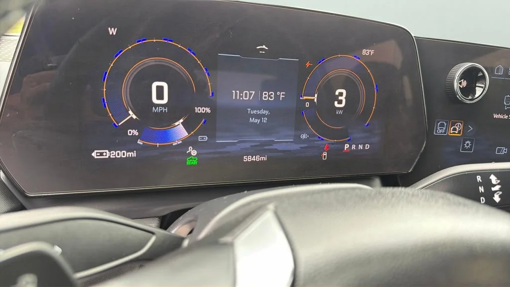 Used 2026 Blue Smoke Metallic Chevrolet LT - Standard Range image 22