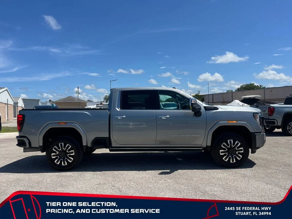 Used 2024 Sterling Metallic GMC Denali Ultimate image 8