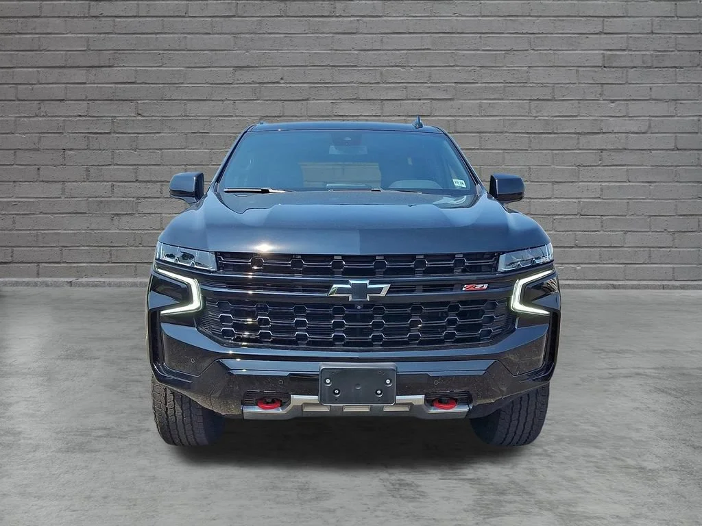 Used 2023 Black Chevrolet Z71 image 4