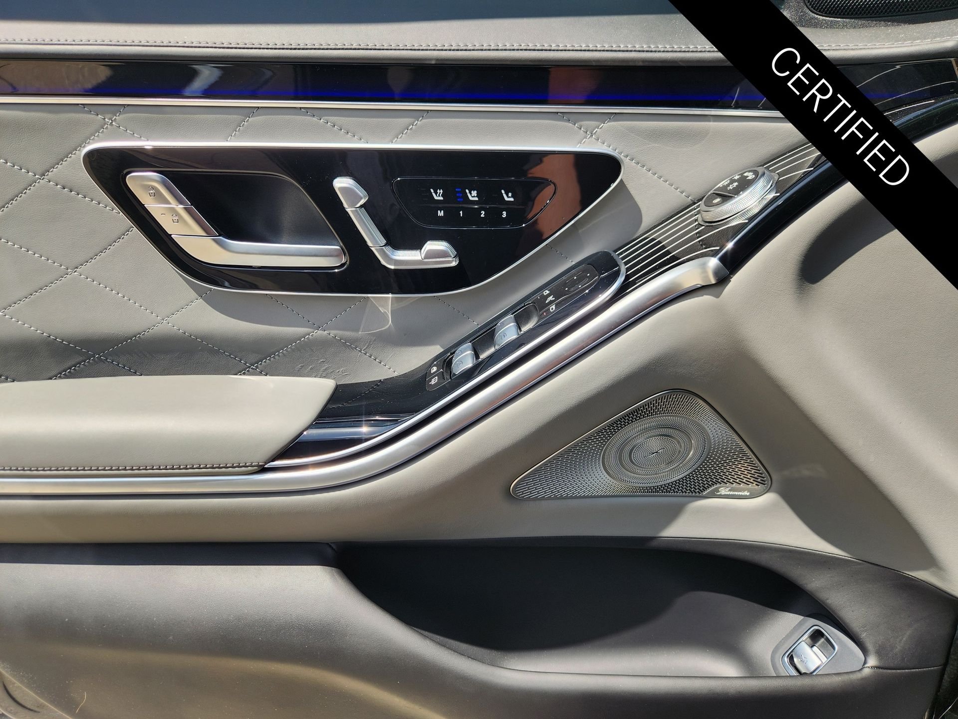 Certified Used 2026 Graphite Gray Metallic Mercedes-Benz S 580 image 19