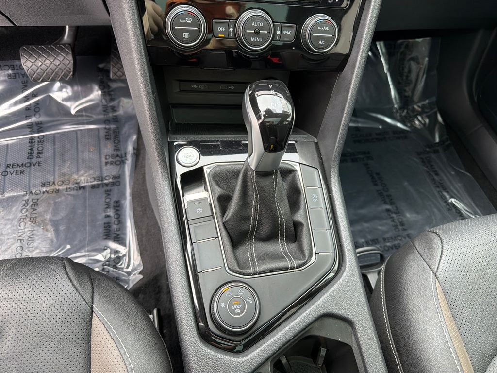 2024 Volkswagen Taos SEL - Photo 28