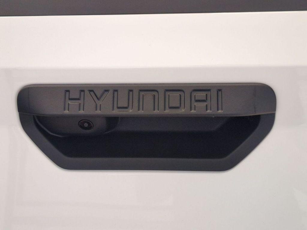 New 2026 White Hyundai SEL AWD image 25