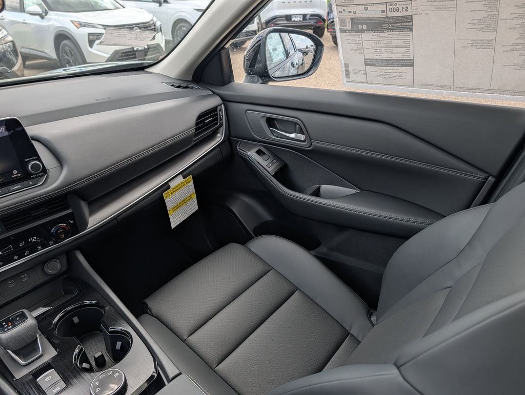 New 2026 Obsidian Green Pearl Nissan Dark Armor™ image 11