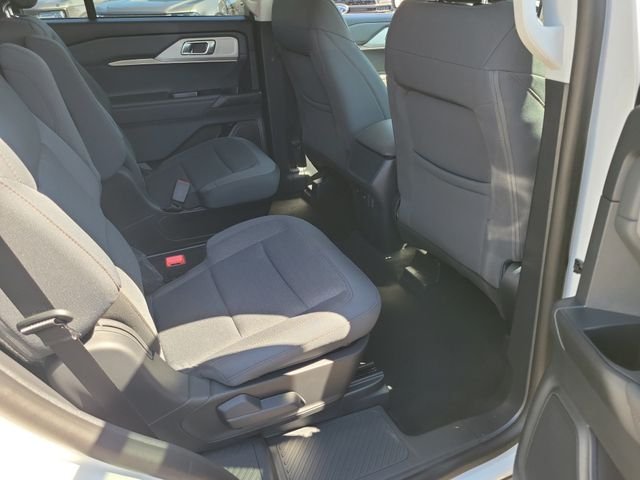 New 2026 Star White Metallic Tri-Coat Ford Active image 18