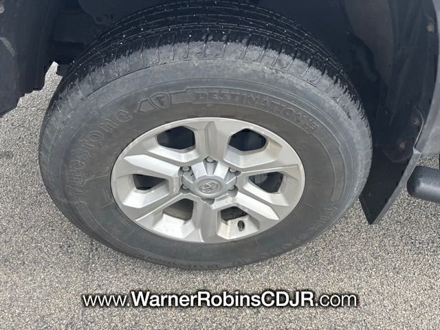 Used 2020 Gray Toyota SR5 image 4