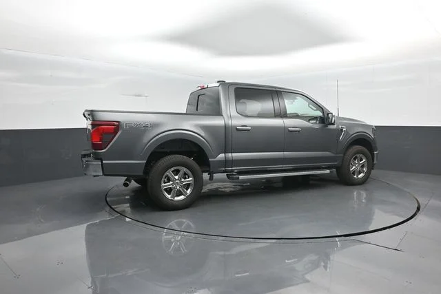 Used 2024 Gray Ford XLT image 8