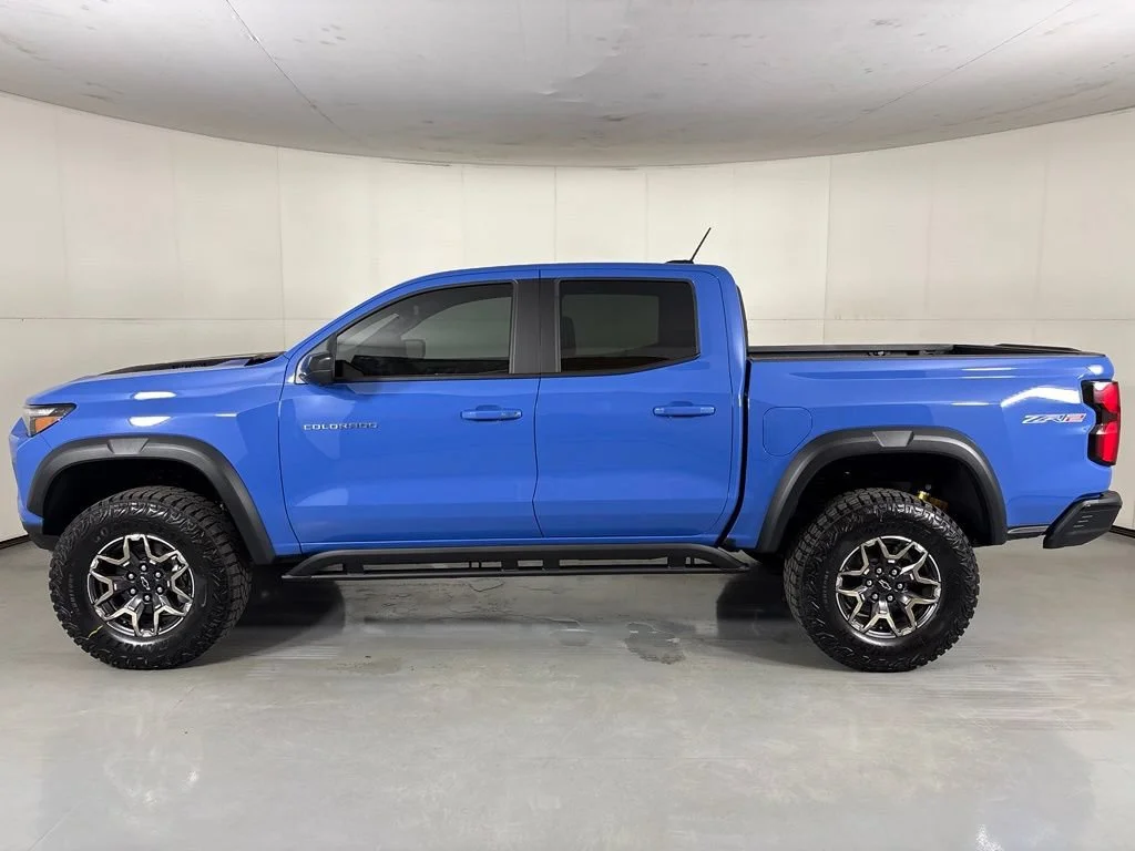 New 2026 Reef Blue Metallic Chevrolet ZR2 image 6