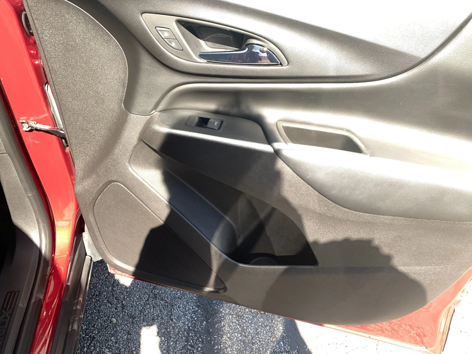 Used 2019 CAJUN RED TINTCOAT Chevrolet LT image 19