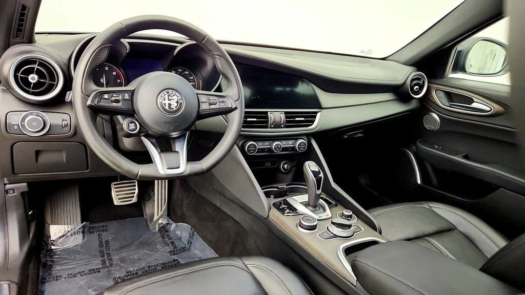 Used 2023 Vulcano Black Metallic Alfa Romeo Ti AWD image 13