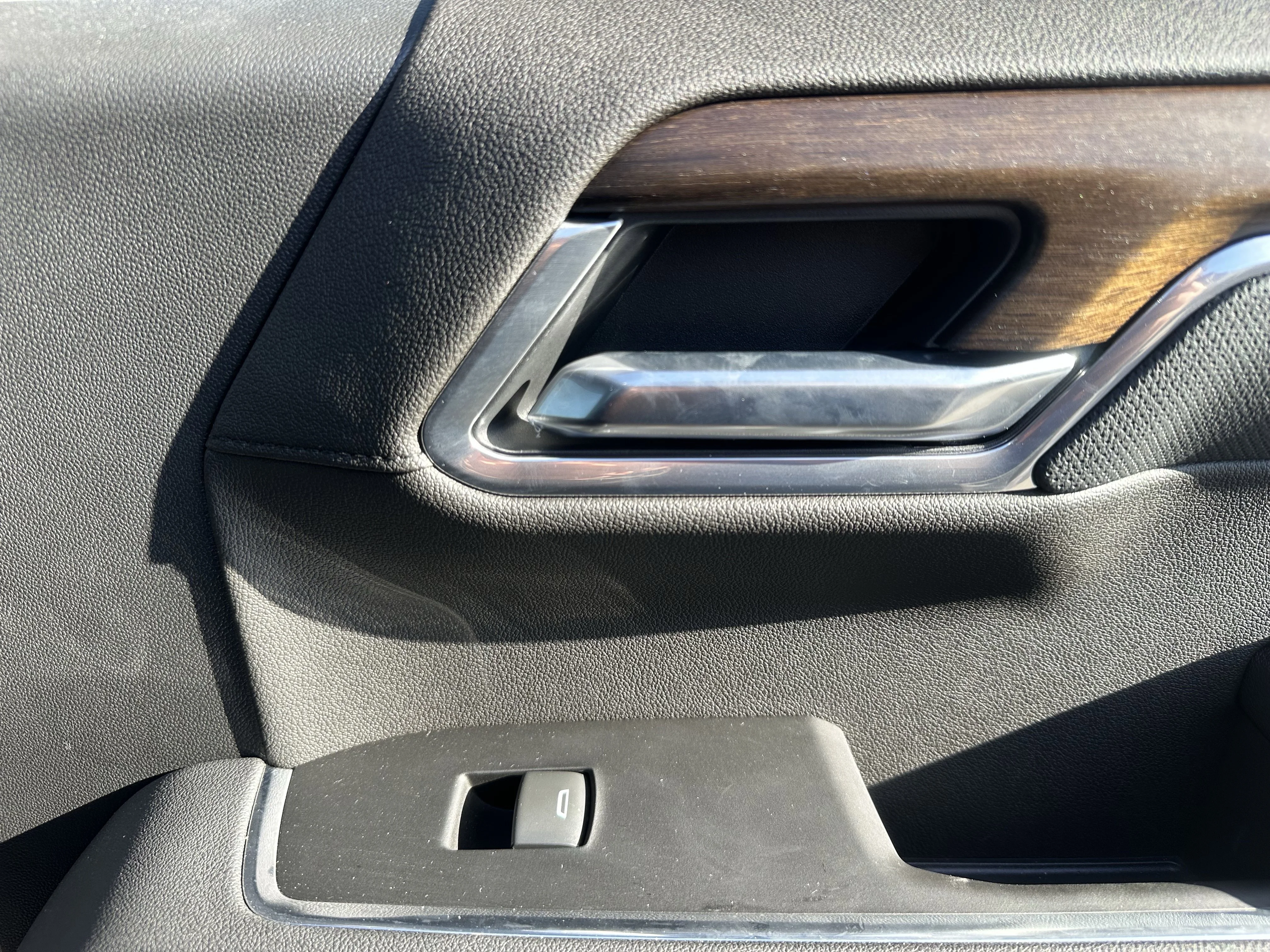Certified Used 2025 Black Chevrolet High Country image 21
