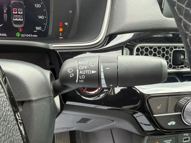 Used 2024 Gray Honda Touring image 25