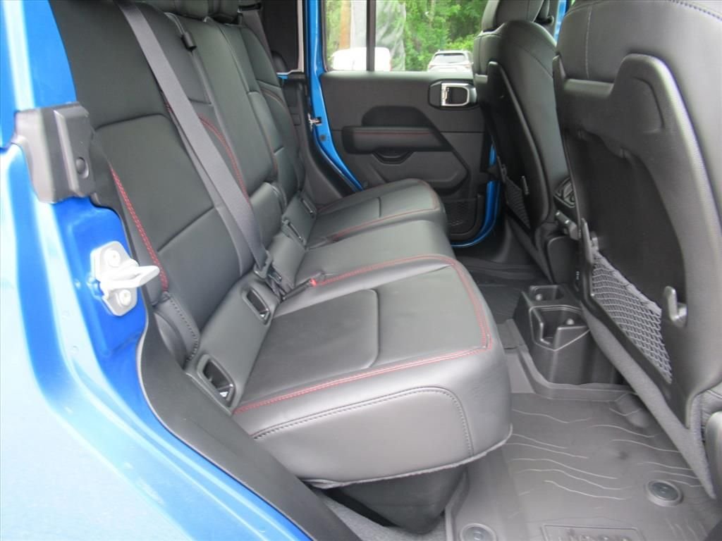 New 2026 Hydro Blue Pearl-Coat Exterior Paint Jeep Rubicon X image 32