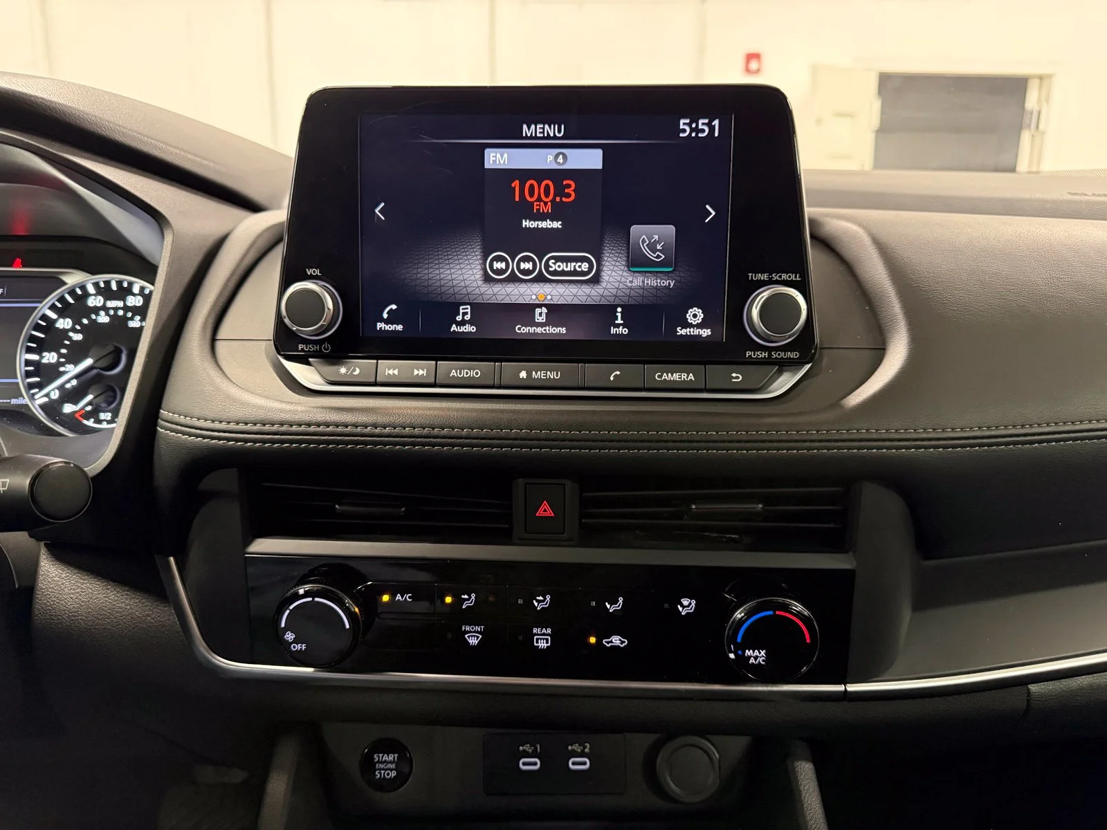 Used 2024 Gray Nissan S image 12