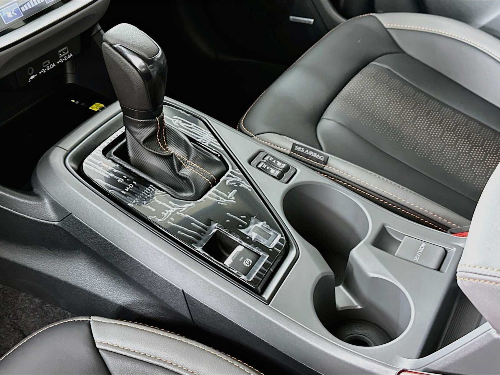 New 2026 CRYSTAL BLACK SILICA Subaru Limited image 15