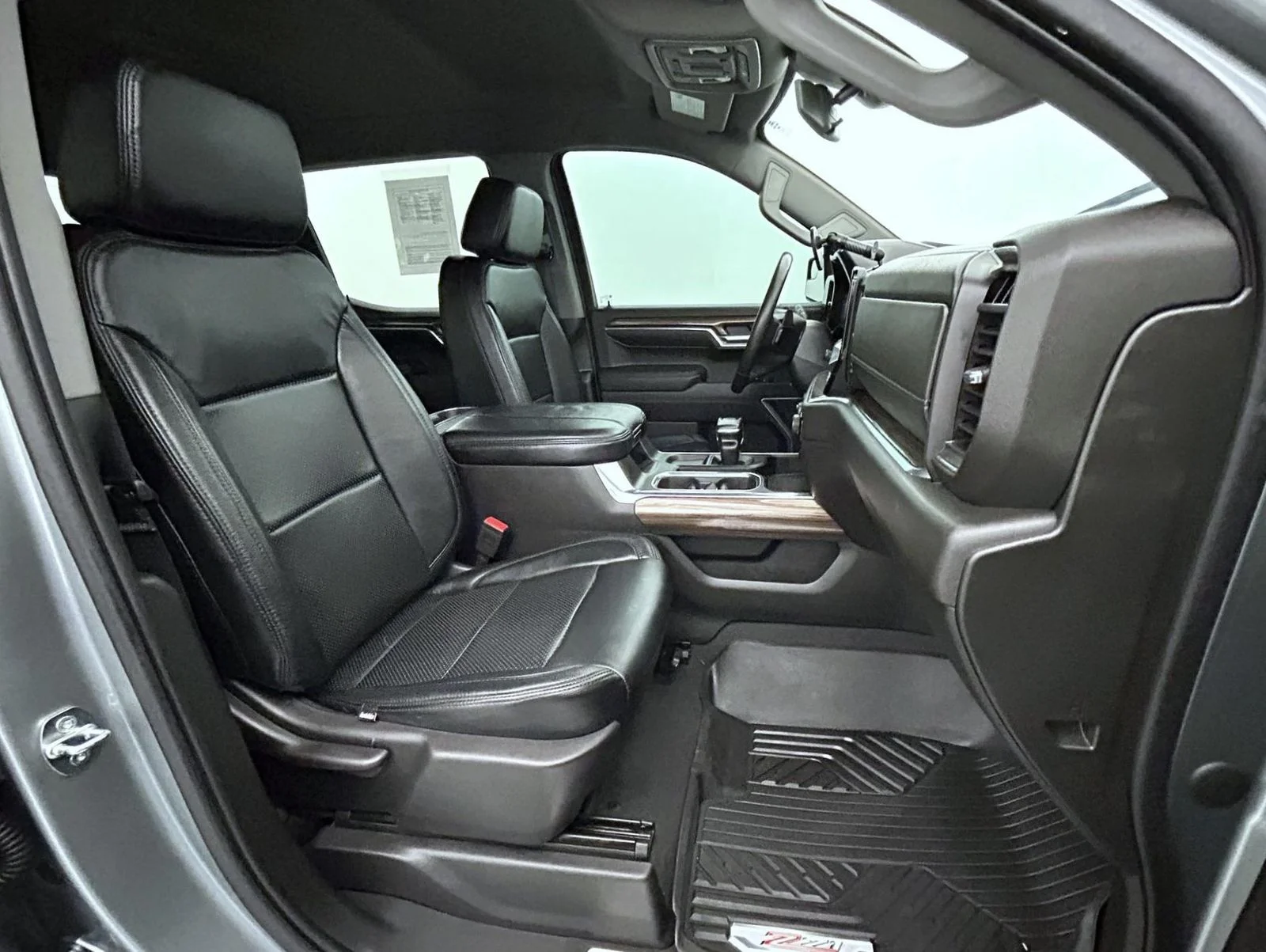 Used 2023 Gray Chevrolet RST image 15