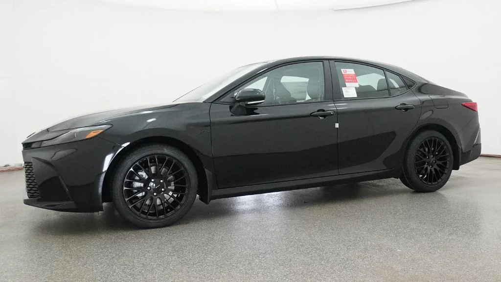New 2026 Midnight Black Metallic Toyota LE image 10