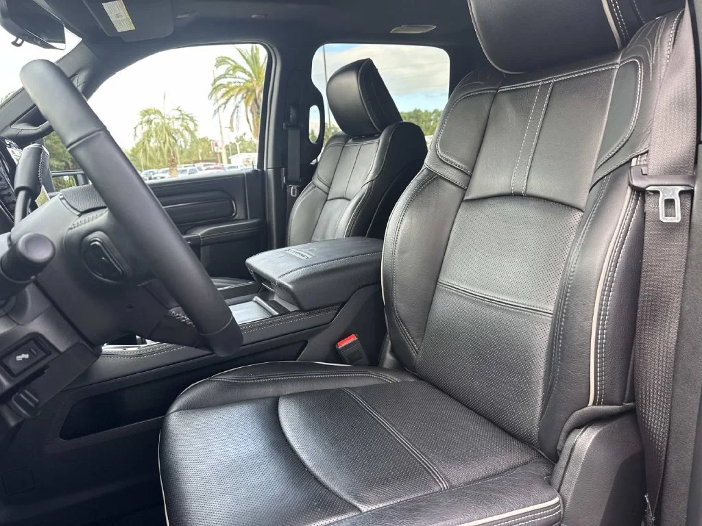 Used 2024 Black Ram Limited image 33