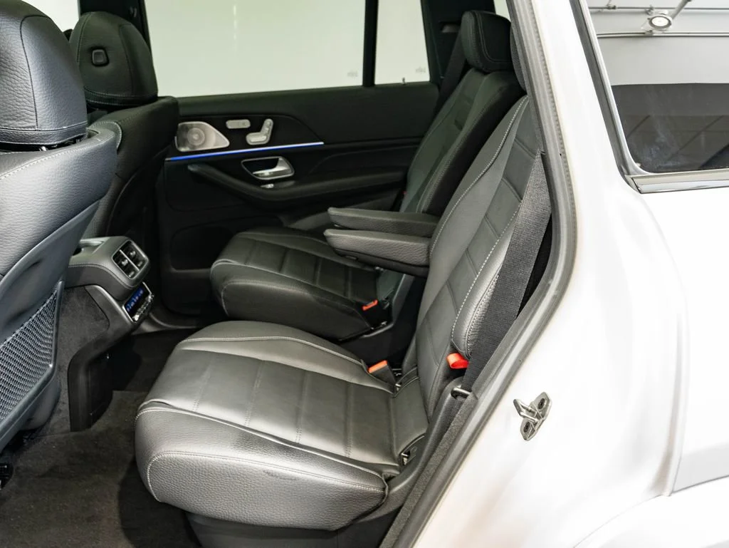 New 2026 Moonlight White Mercedes-Benz GLS 450 image 45