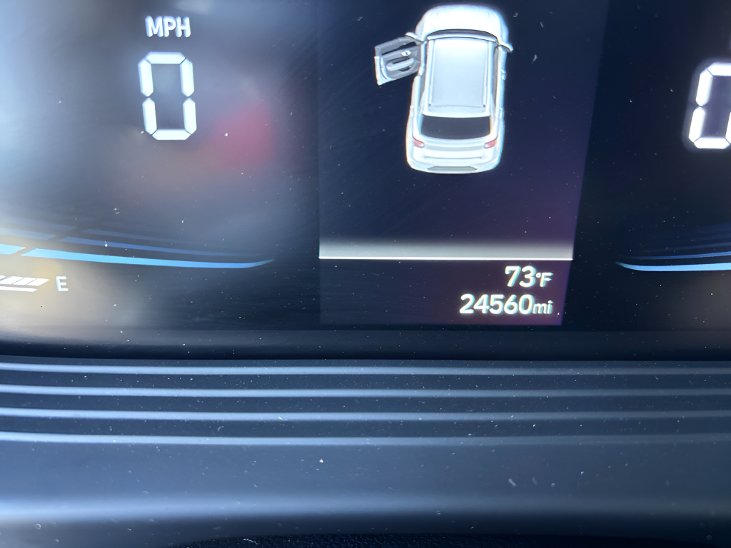 Used 2025 Blue Hyundai SEL image 16