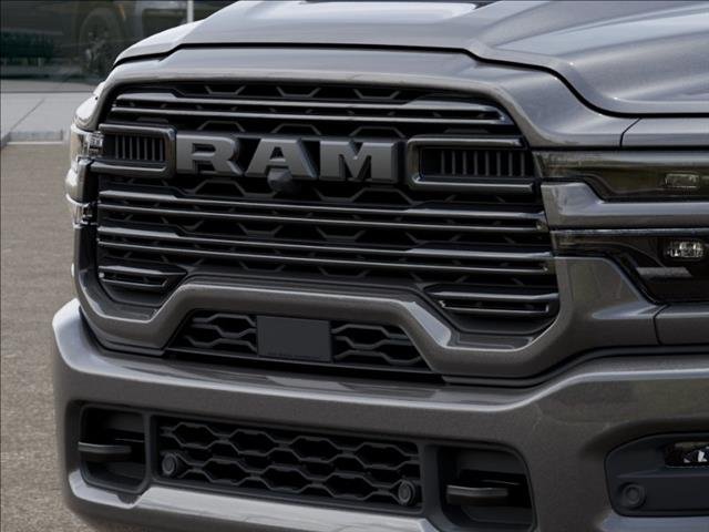 New 2026 Granite Crystal Metallic Clear-Coat Exterior Paint RAM Laramie image 11